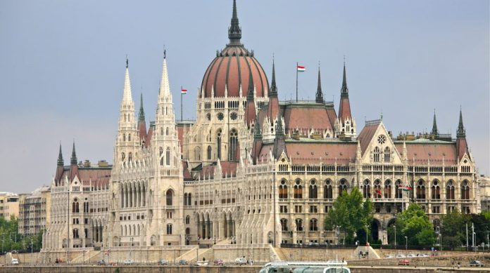 węgierski parlament